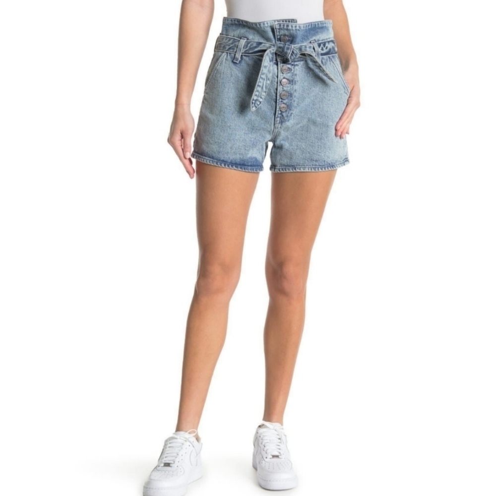 GRLFRND  Brynn  women short in size 26
